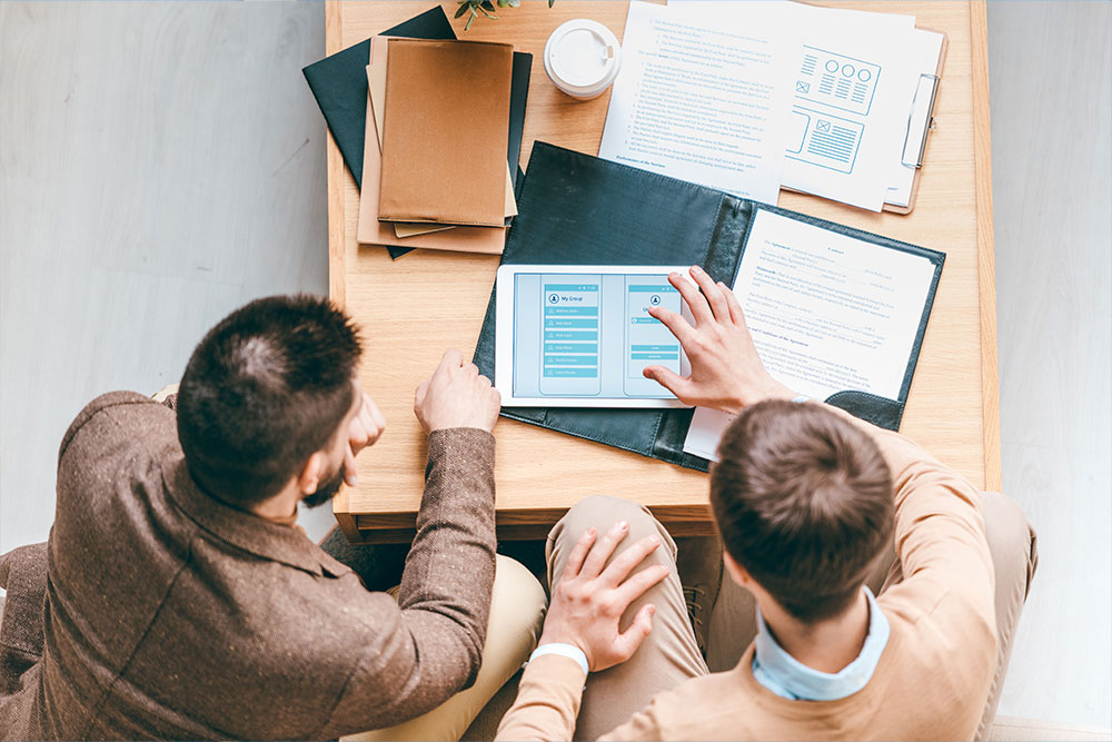 ما هو الفرق بين (Venture Builder) و (Software House)؟